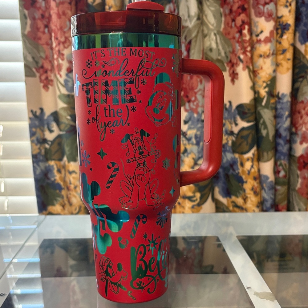 40oz Mickey and Friends Disney Red and Green Holiday Travel Mug